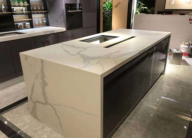 巖板櫥柜臺(tái)面